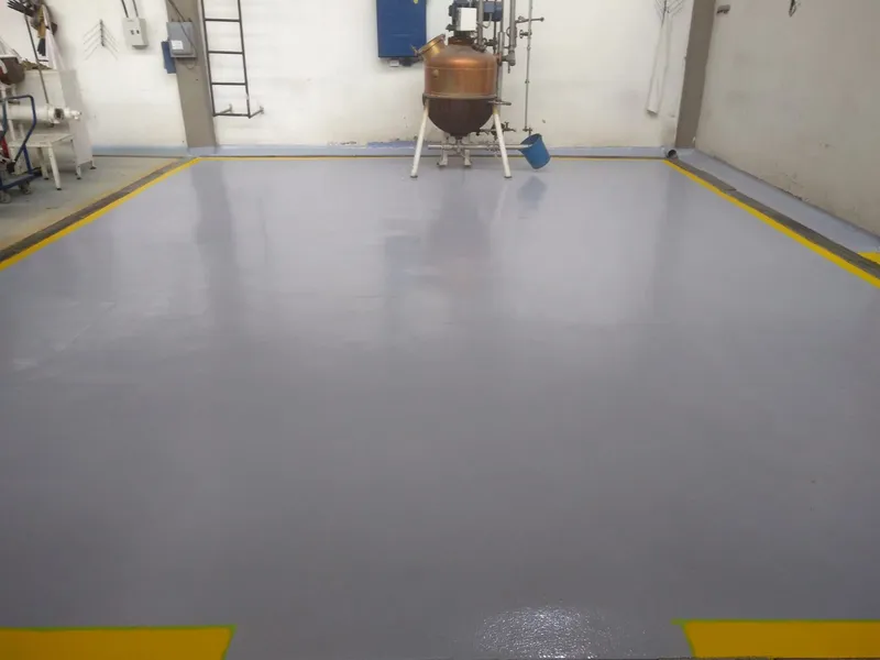 Piso epóxico industrial aplicado por Firepox en Chocolates Triunfo