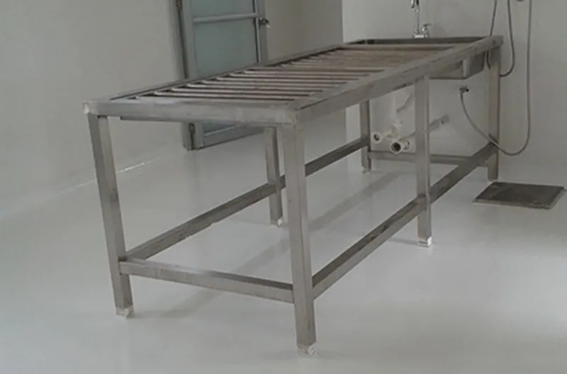 Piso epóxico industrial aplicado por Firepox en Morgue Puerto Rico