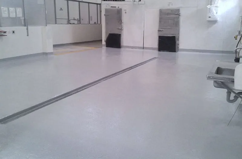 Piso epóxico industrial aplicado por Firepox en Planta Frutalia Ltda